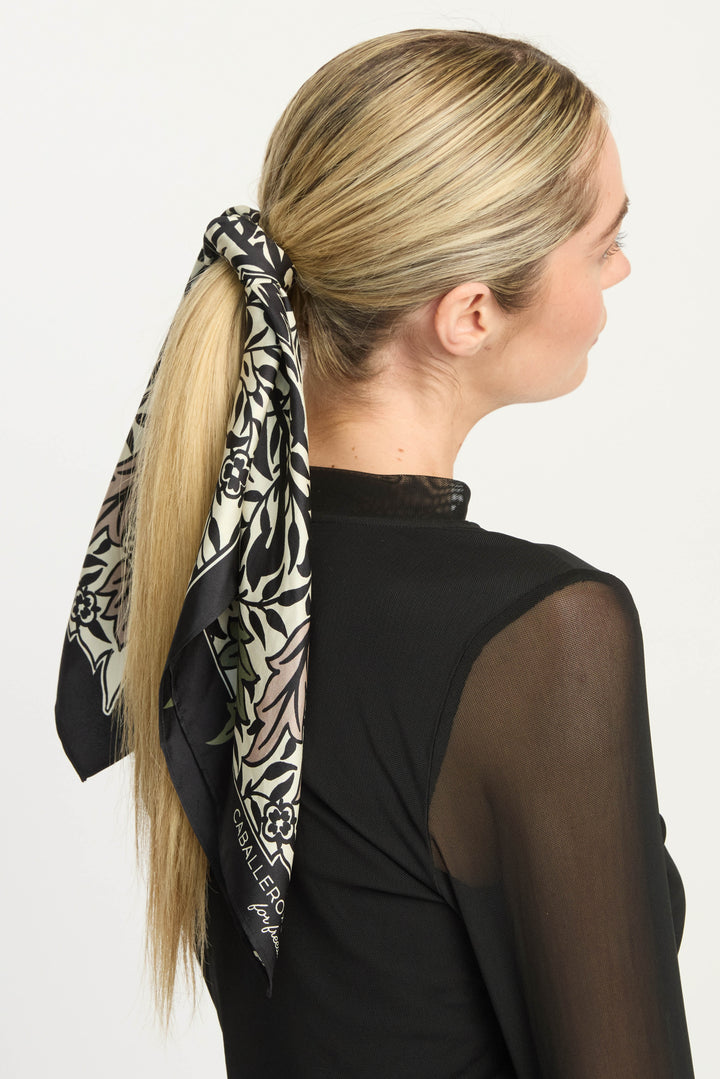 Renee Scarf