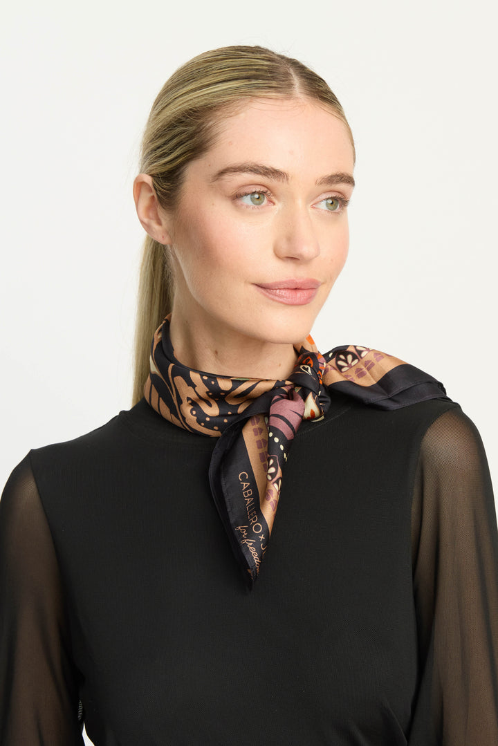 Renee Scarf