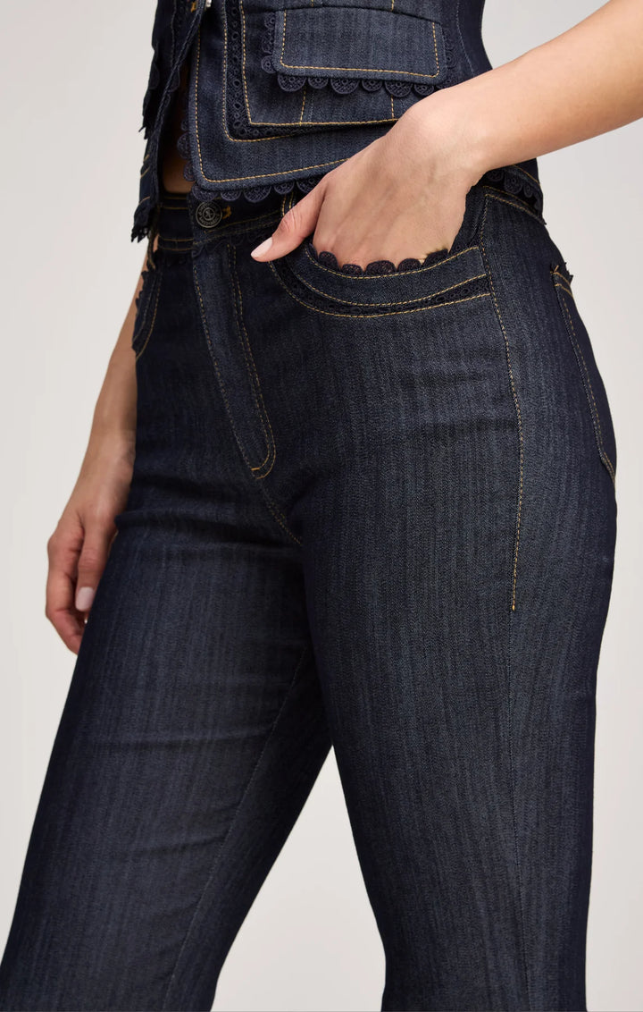 Guipure Lace Cropped Stevie Jean