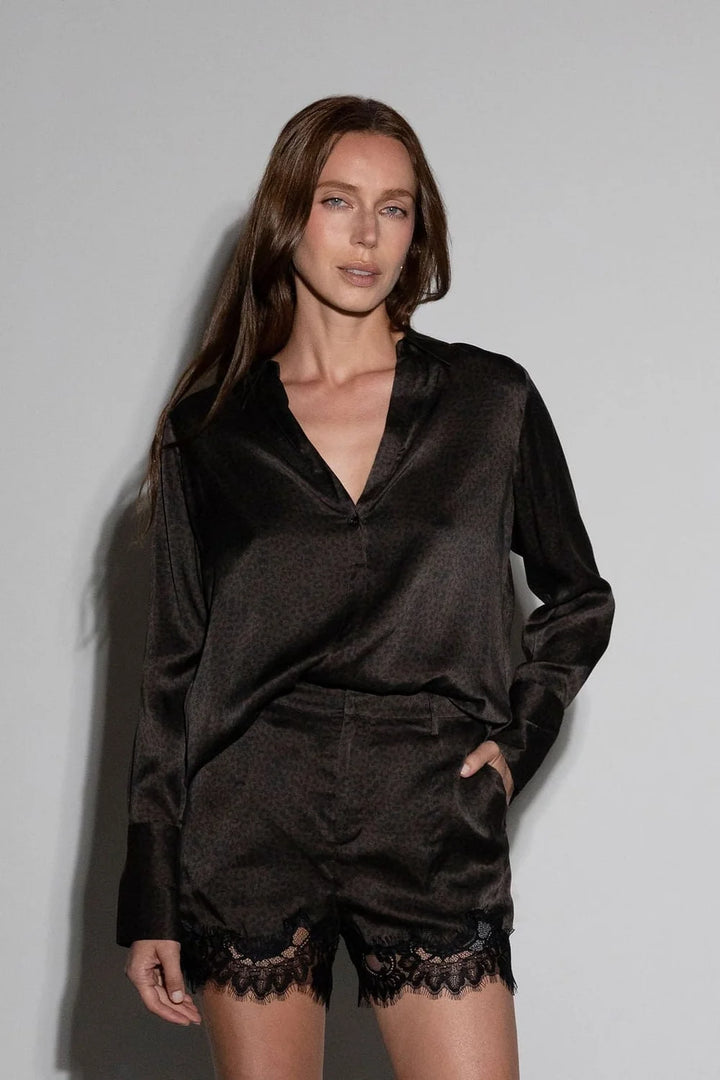 Capsule Pullover Shirt
