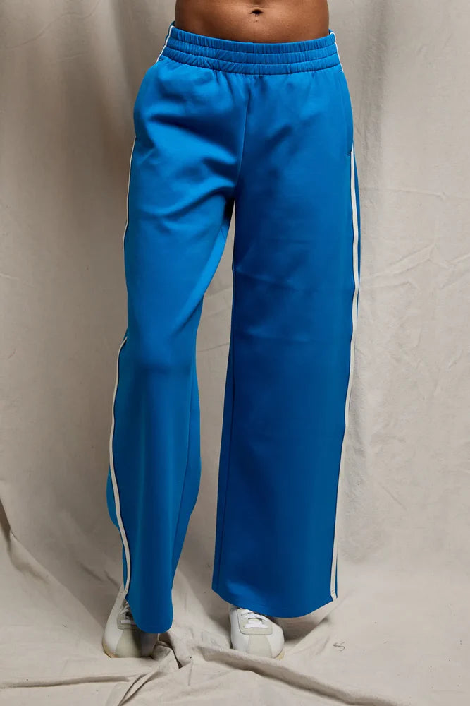 Mikos Pant